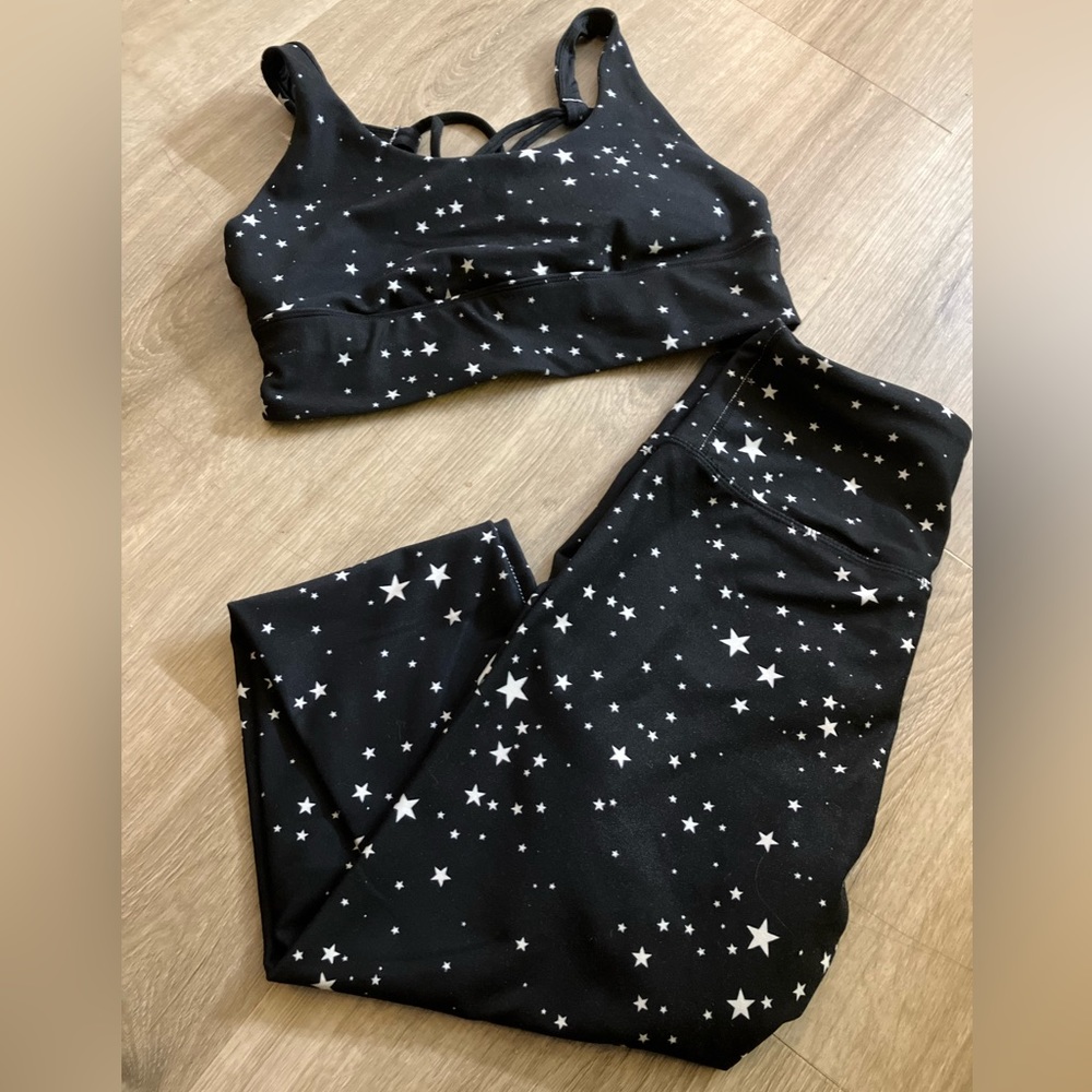 Wildfox stars yoga workout pants and sports bra set medium